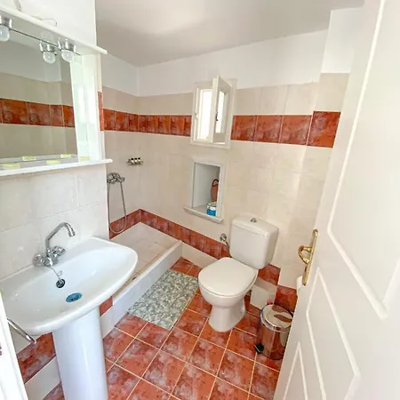 Дом отдыха Lagadi House *